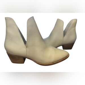 Free People  Charm Double V Ankle Boot in Ecru